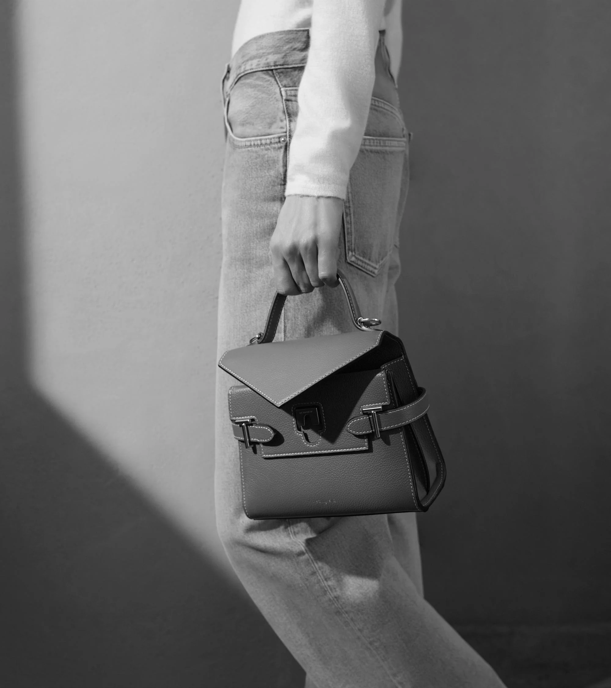 Petit sac à main double rabat Emilie en cuir grainé - Image 8